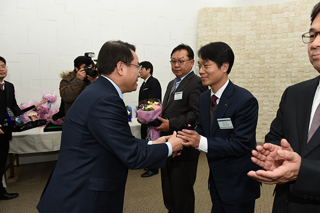 제8회 교육메세나탑 수상 사진1