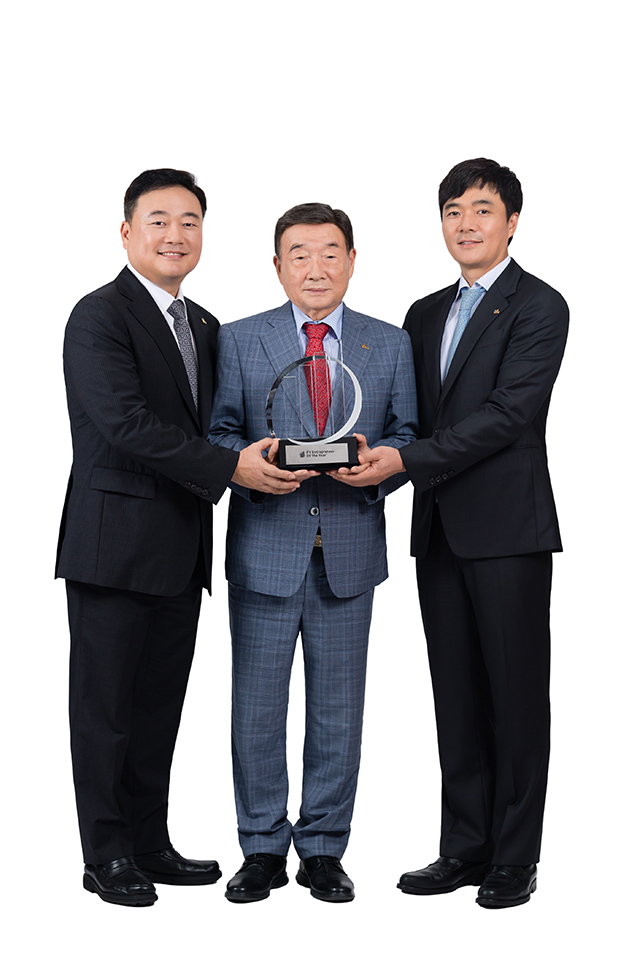 EY최우수기업가상 수상 사진2